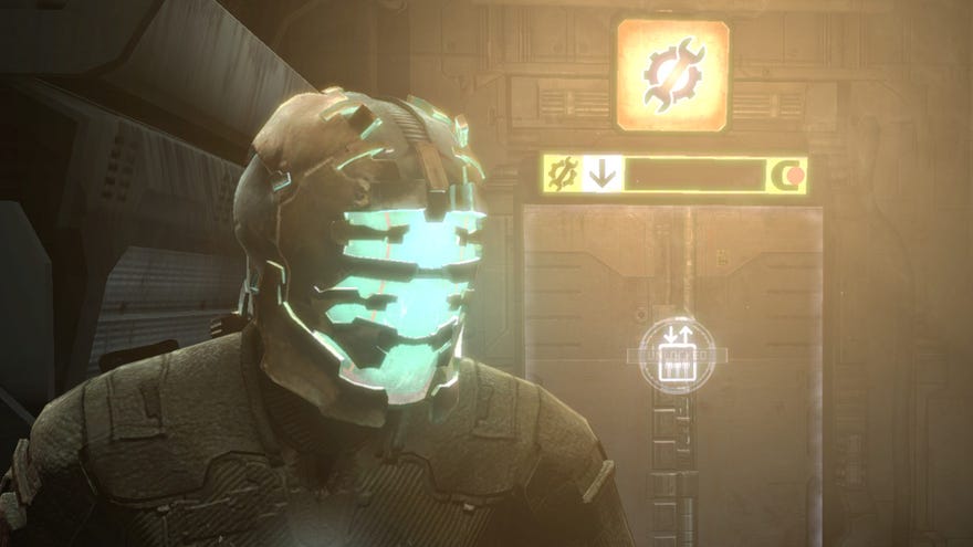Isaac stands before the maintenance bay door in a Dead Space screenshot.