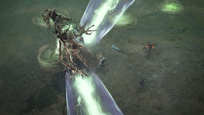 Diablo 4 Wandering Death, Death Given Life dispara rayos durante una batalla.