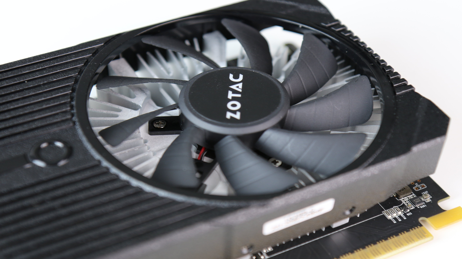 AMD doesn't recommend using a GTX 1060 with frame-rate boosting FSR 2.0