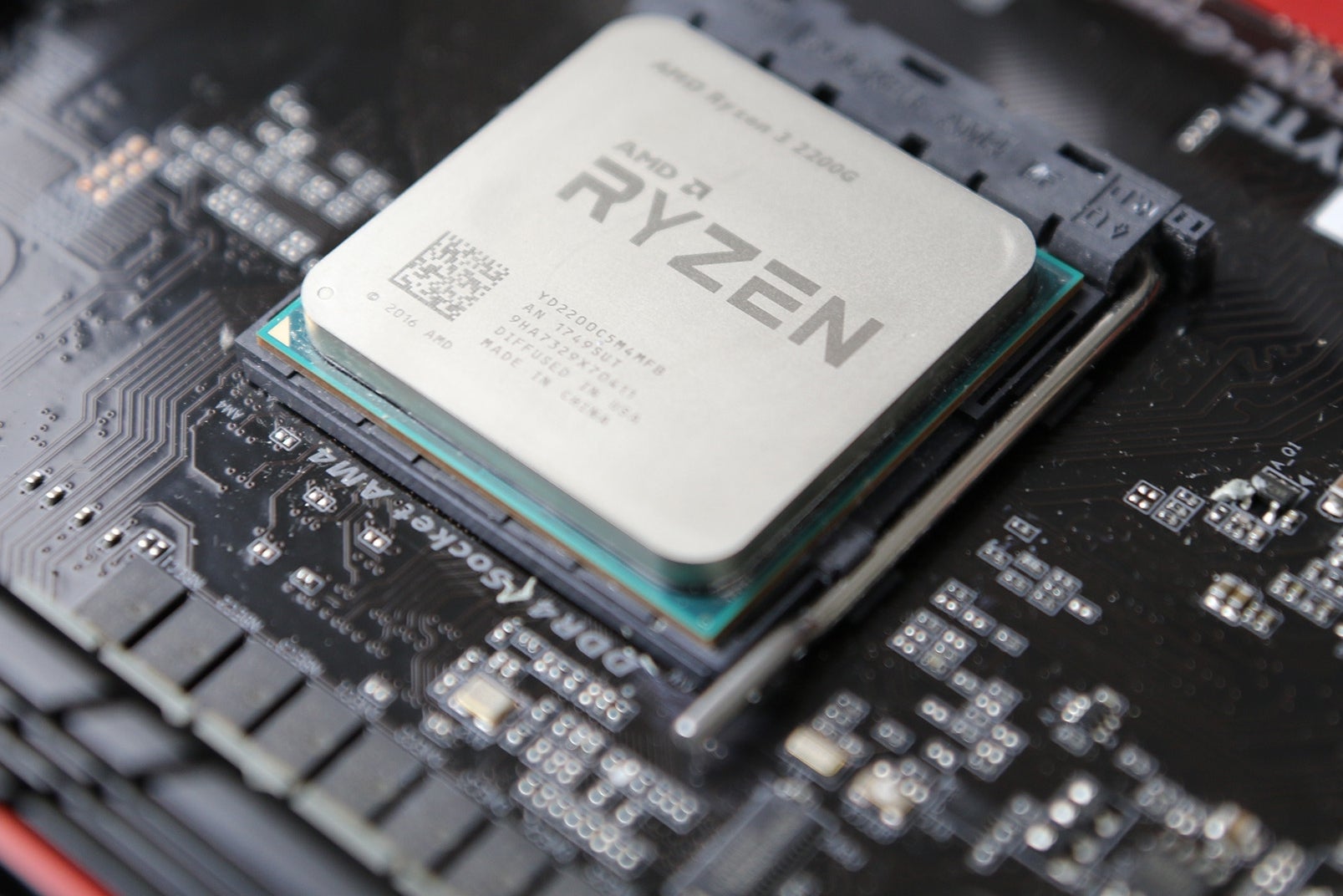 AMD CPU RYZEN 3 2200G
