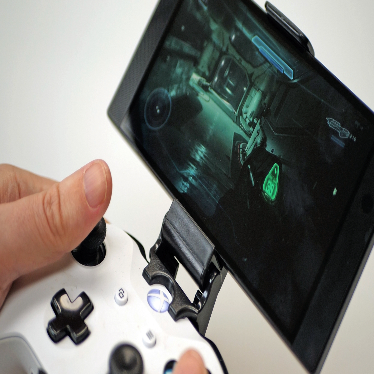 Xbox One Family Sharing, Pre-Loading Still on Microsoft's Radar