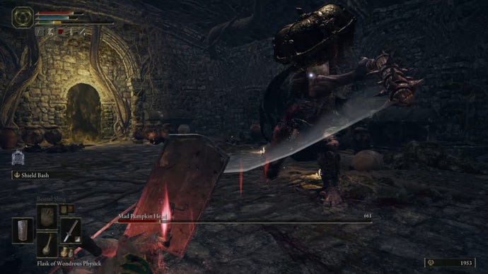 The Mad Pumpkin Head, a boss in Elden Ring, attacks the player with its flail.