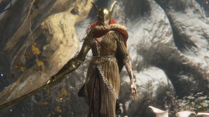 Malenia approaches the player with her sword out in Elden Ring