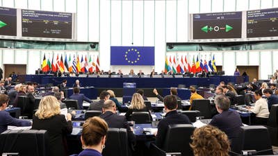 Image for European Parliament votes to take action against loot boxes, gaming addiction, gold farming and more