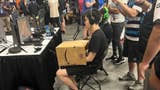 EVO 2022: un giocatore ha usato una scatola di cartone per impedire all'avversario di vedere le sue mosse