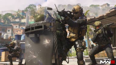  Modern Warfare 3's 2023 remake, fighting from behind a huge tower shield on a new Favela map.