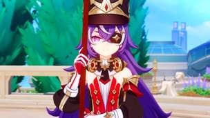 Genshin Impact Chevreuse teams: An anime woman with long purple hair, wearing a red uniform and cylindrical hat, is standing on a white stone street with a red spear in her hands.
