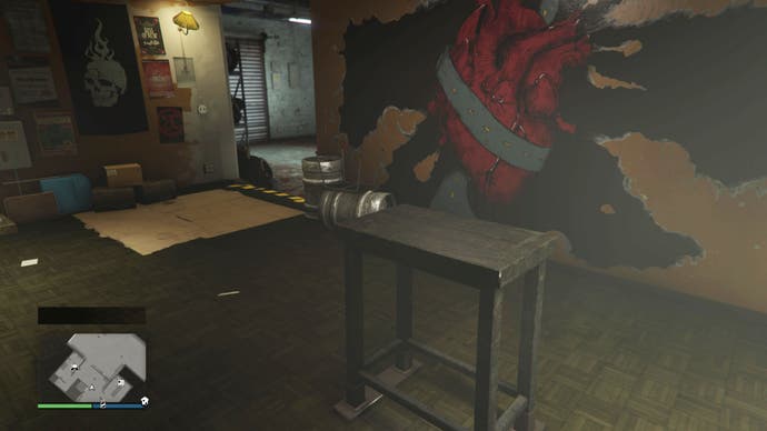 GTA Online MC Clubhouse Heart Mural