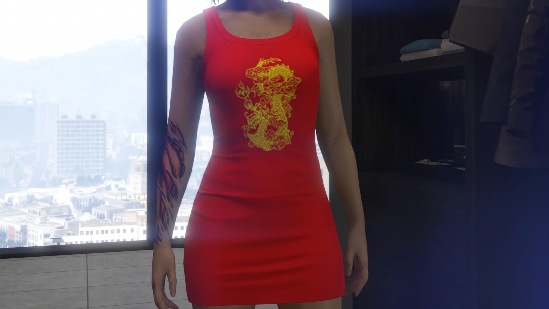 GTA Online красное лунное новогоднее платье