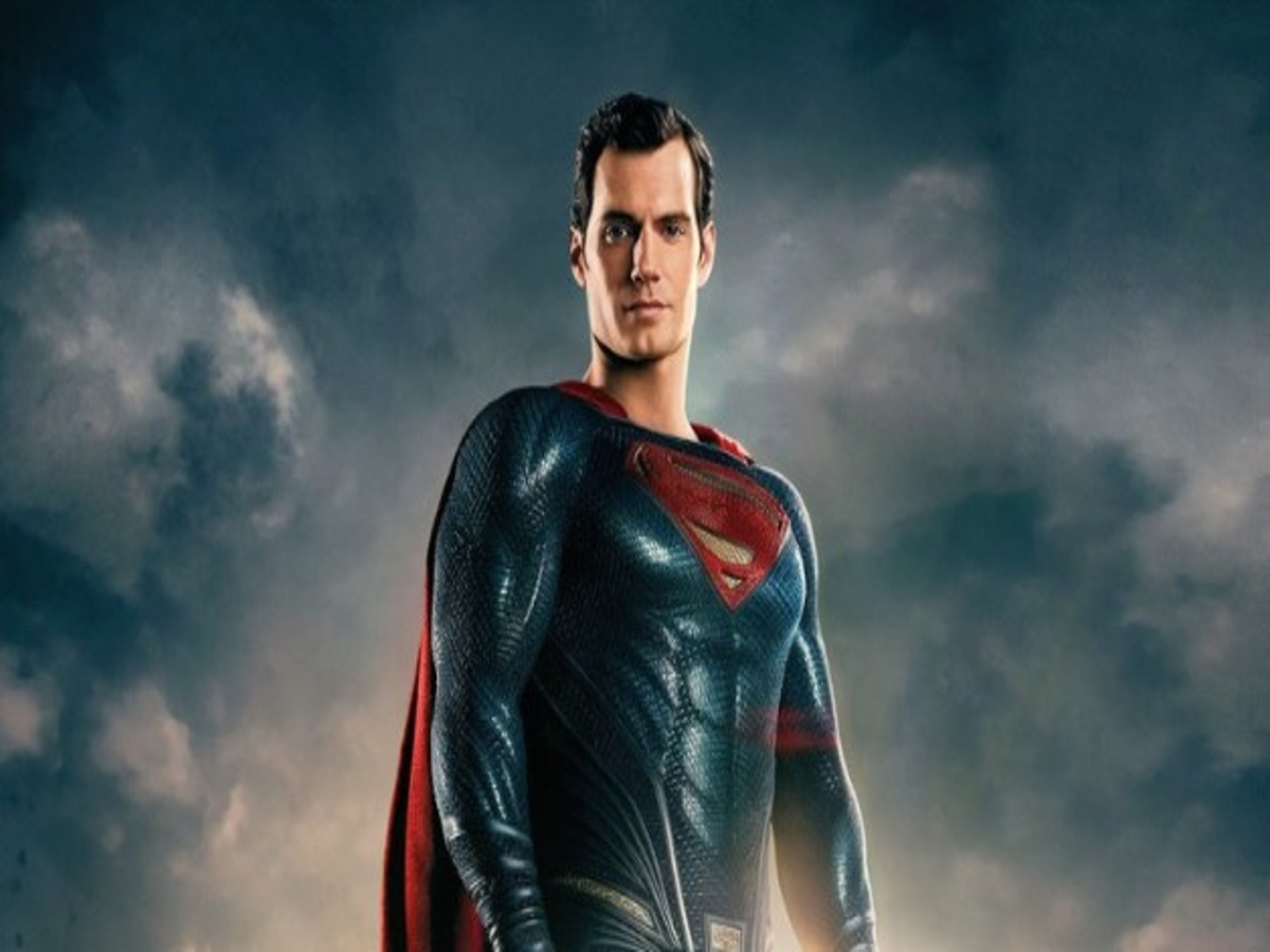 Henry Cavill vai voltar a vestir o fato e capa do Super-Homem – NiT