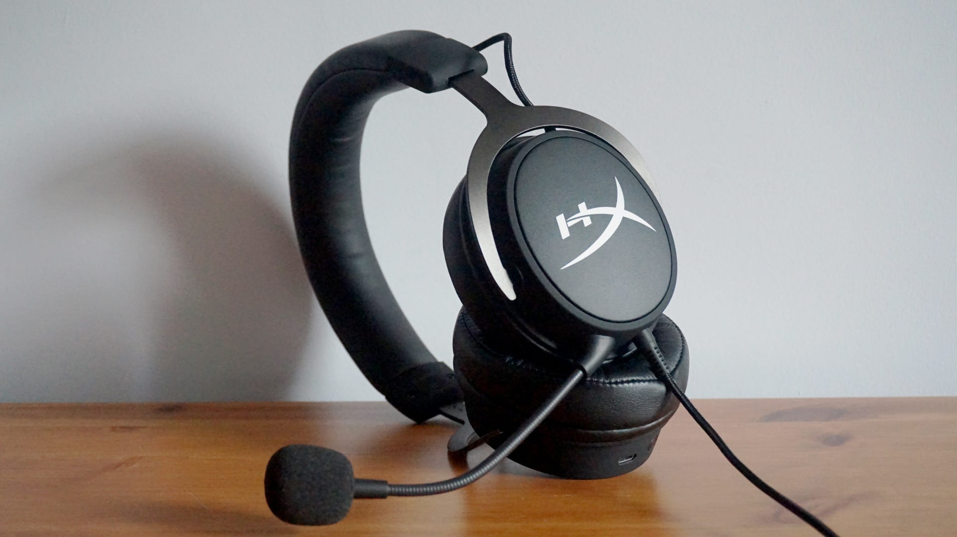 ledematen Verdrag tekst HyperX Cloud Mix review: An all-in-one Bluetooth and wired gaming headset |  Rock Paper Shotgun