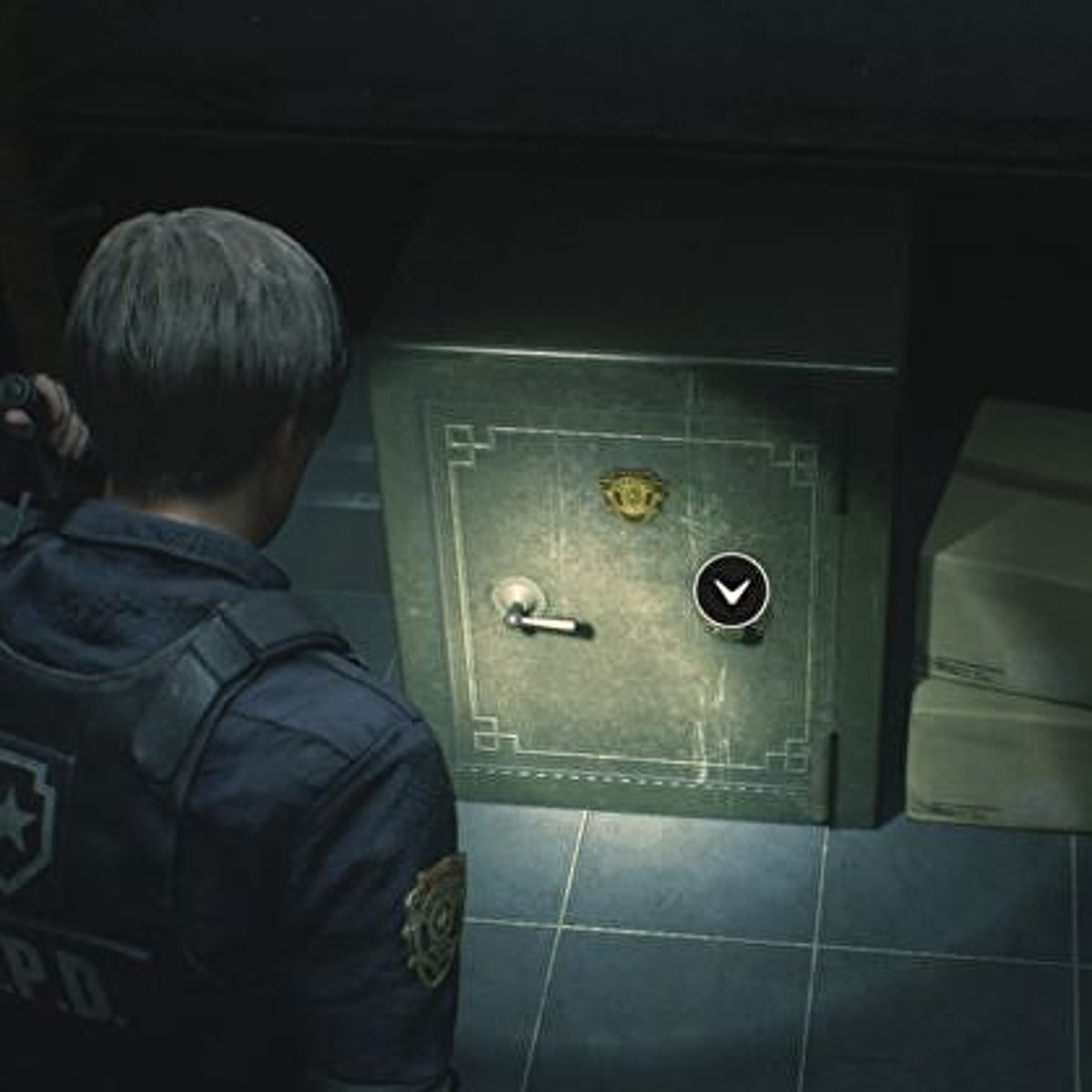 Резидент ивел 2 сейф в полицейском. Сейф re2 Remake. Западный офис сейф Resident Evil 2 Remake. Резидент ивел 2 сейфы. Сейф резидент эвил 2 Клэр.