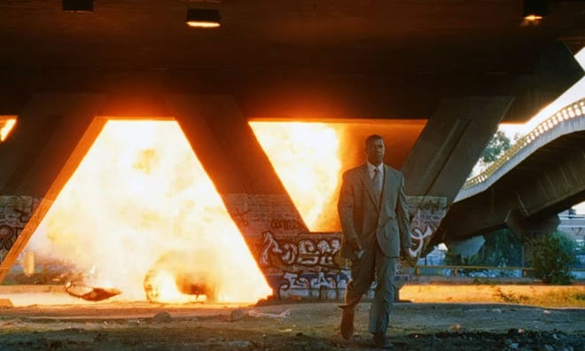 Still image featuring Denzel Washington in Man on Fire