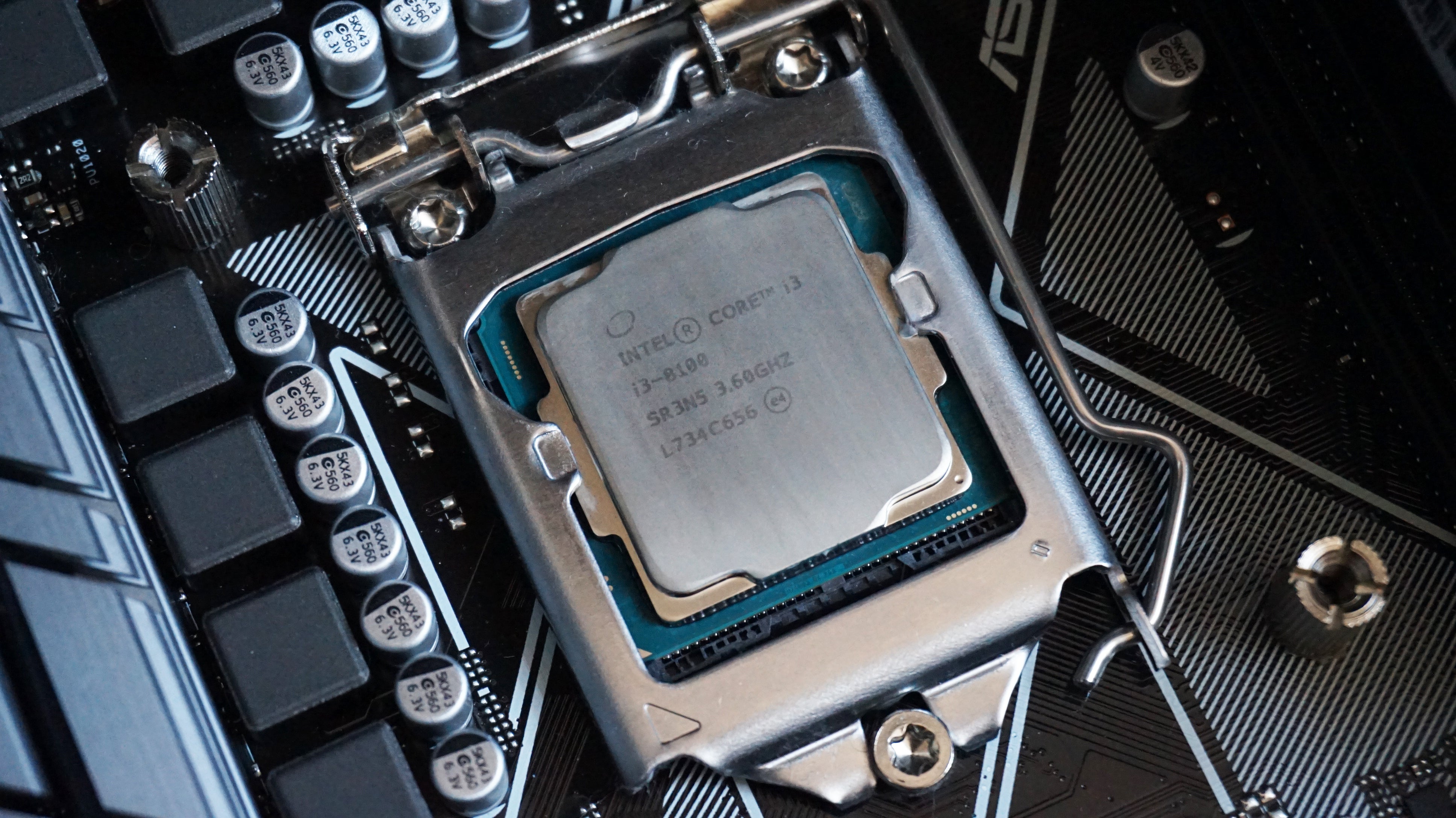 Intel Core i3-8100 3.6 GHz Quad-Core LGA 1151 BX80684I38100 B&H