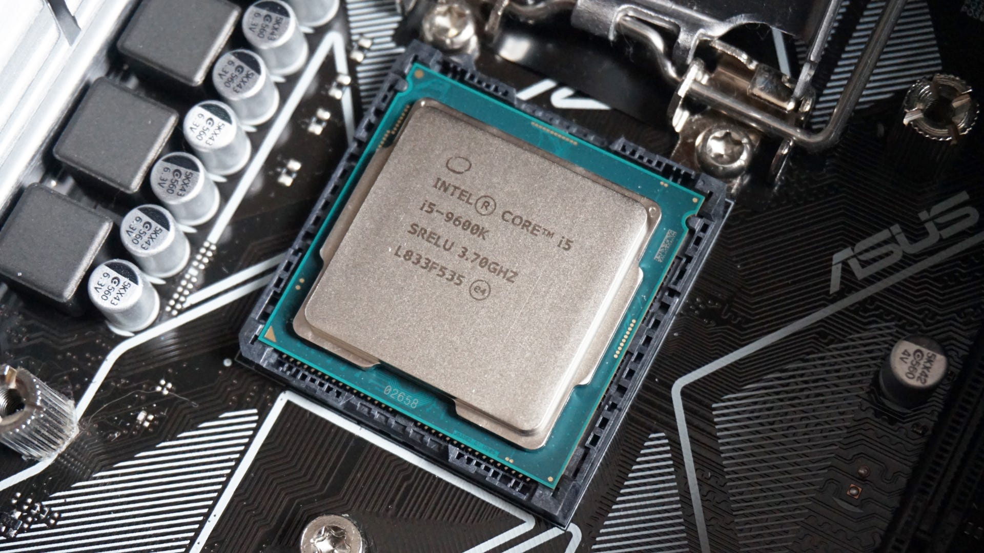 pad geboren weerstand bieden Intel Core i5-9600K review: Our new best gaming CPU champion | Rock Paper  Shotgun