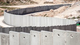 A picture of the separation wall between Israel and Gaza.