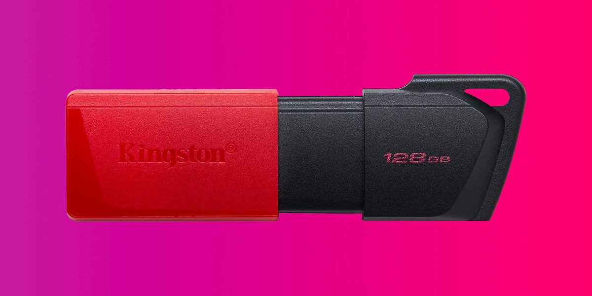 Kingston announces world's first 128GB USB flash drive: Digital Photography  Review