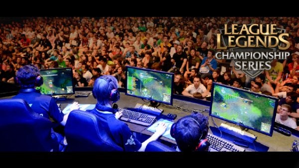 Why Riot Really Needs To Rethink Pro Stream Restrictions