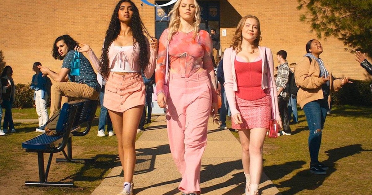 Mean Girls, the movie based on the musical based on the movie, gets its first trailer