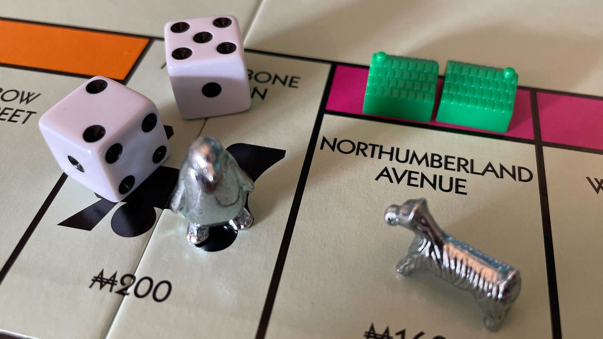 How to play Monopoly rules setup and how to win Dicebreaker