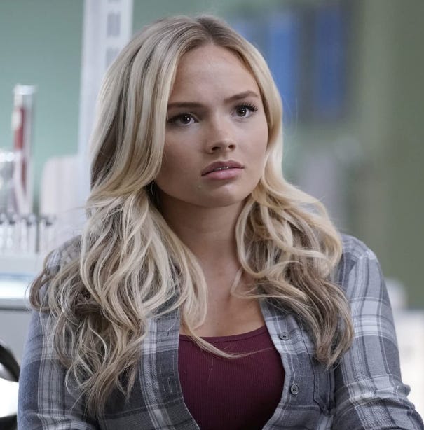 Natalie Alyn Lind in The Gifted