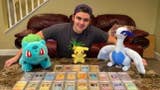 Pokémon che ti cambiano la vita! Vende la sua collezione di carte per $80.000 e paga il college