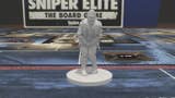 Sniper Elite diventa un gioco da tavolo e c'è anche uno splendido Hitler colpito nelle parti basse