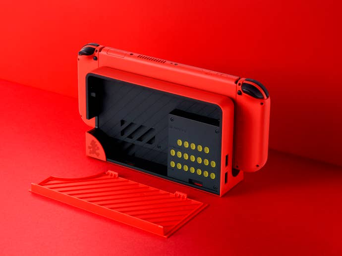 Nintendo Switch OLED Modèle Mario Rouge