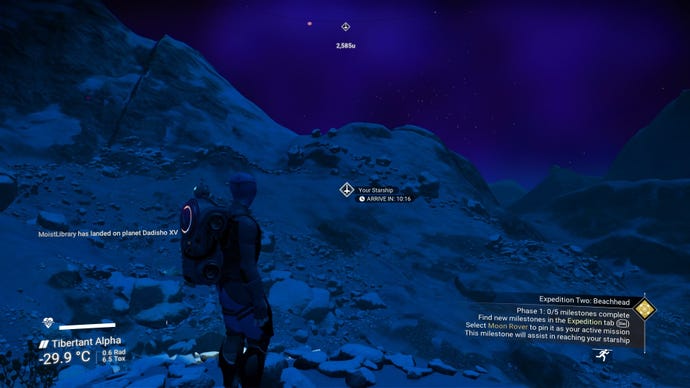 No Man's Sky - The player stands on a snowy, dark and barren planet looking at a waypoint showing their ship's location which is a ten-minute walk on foot. The temperature is reported at -29.9 Celcius.