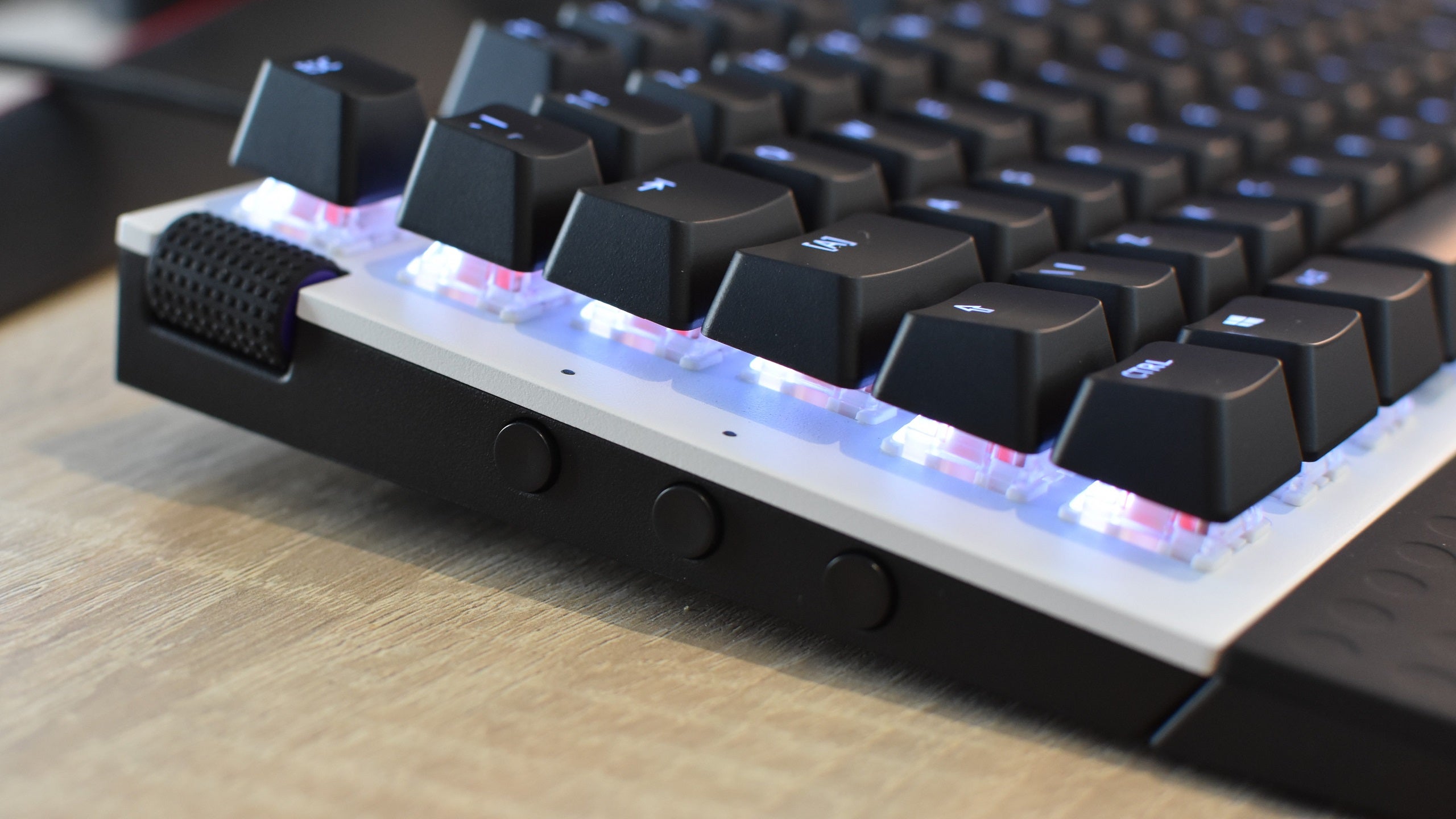 Oh hey, the new NZXT Function keyboards are pretty good | Rock