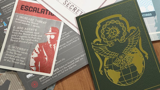 Pandemic Legacy: Season 0 board game components and gameplay