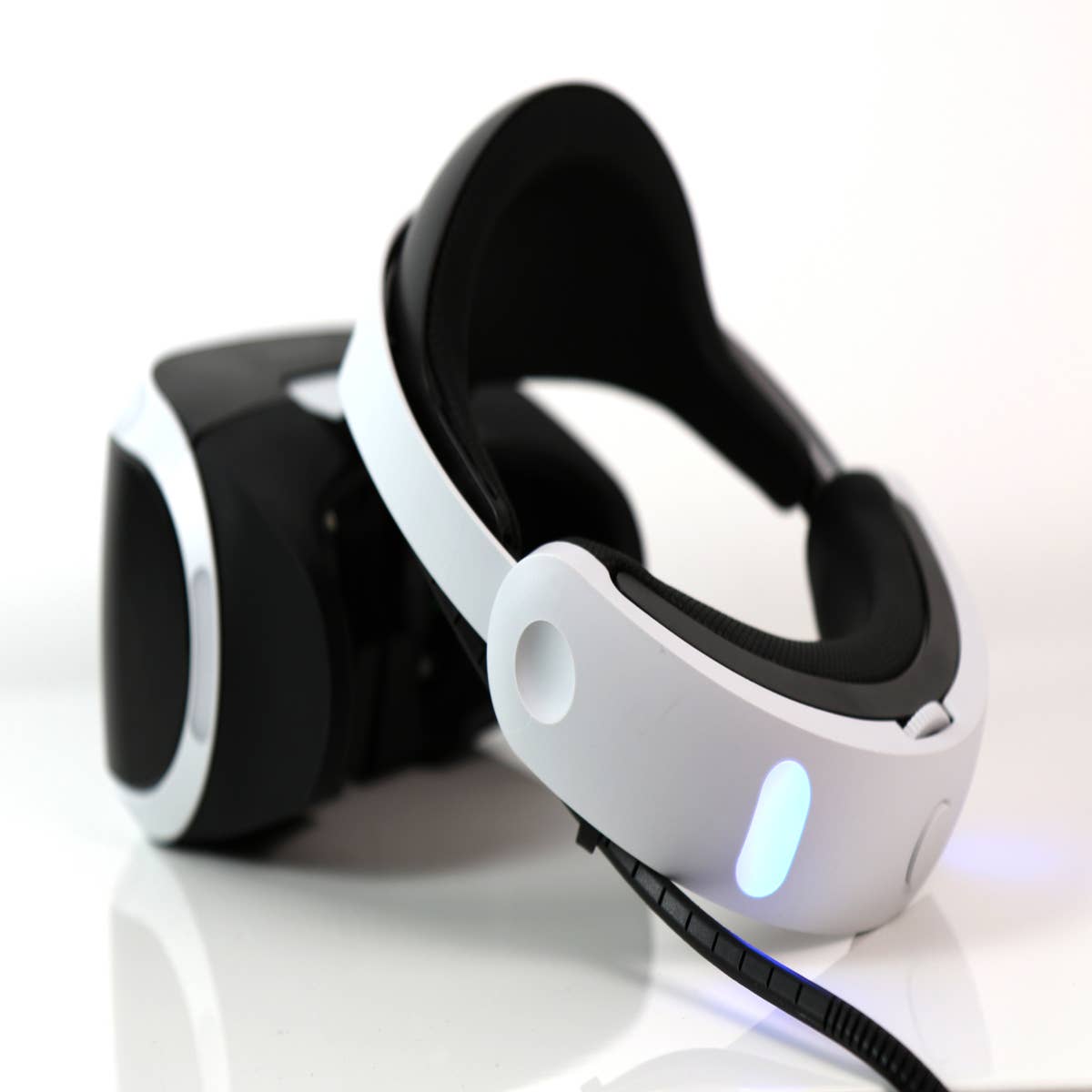 PlayStation VR 2 review: Stress-free virtual reality