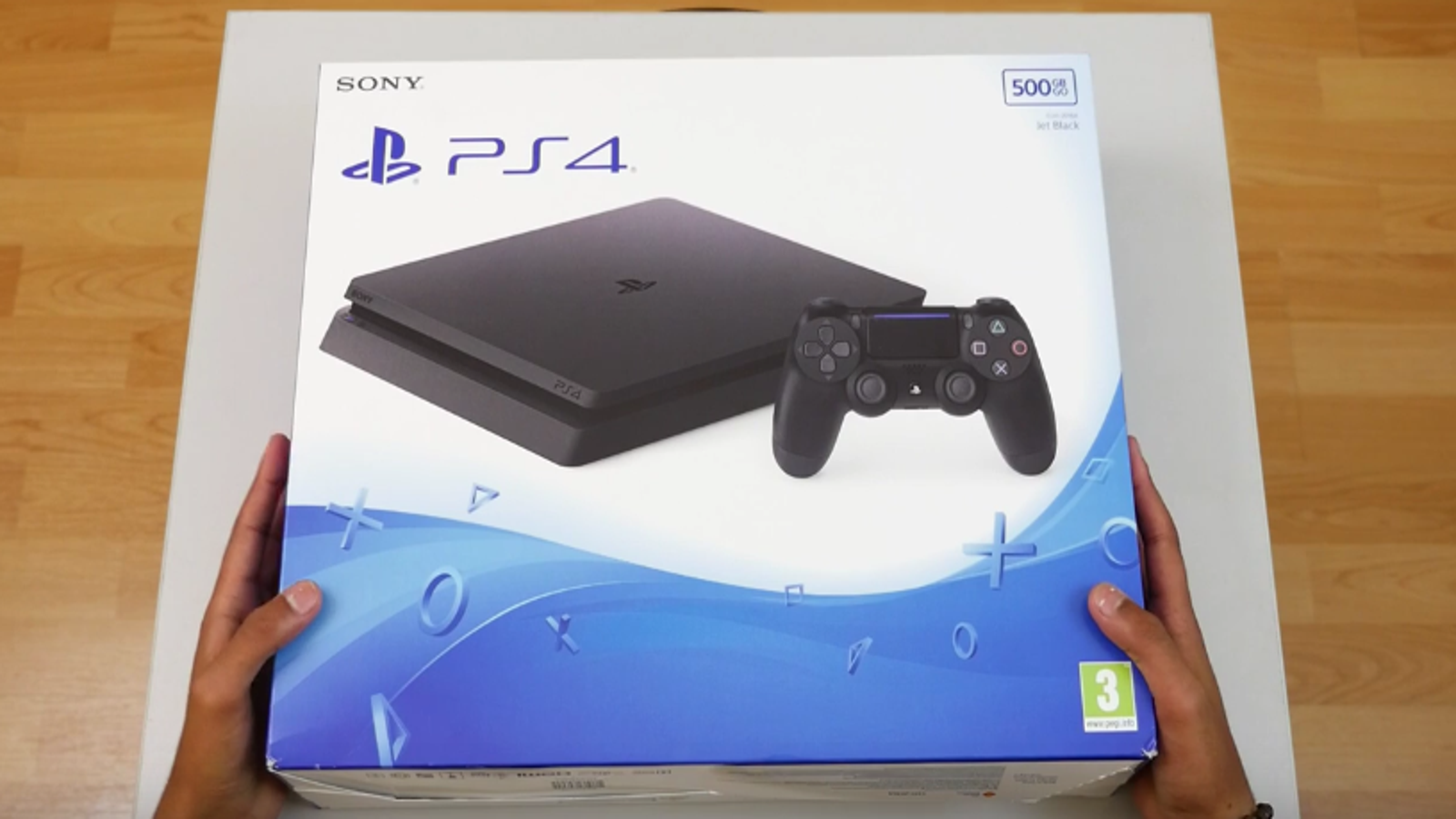 PS4 Slim - take a closer look at the console and the new DualShock 4  controller