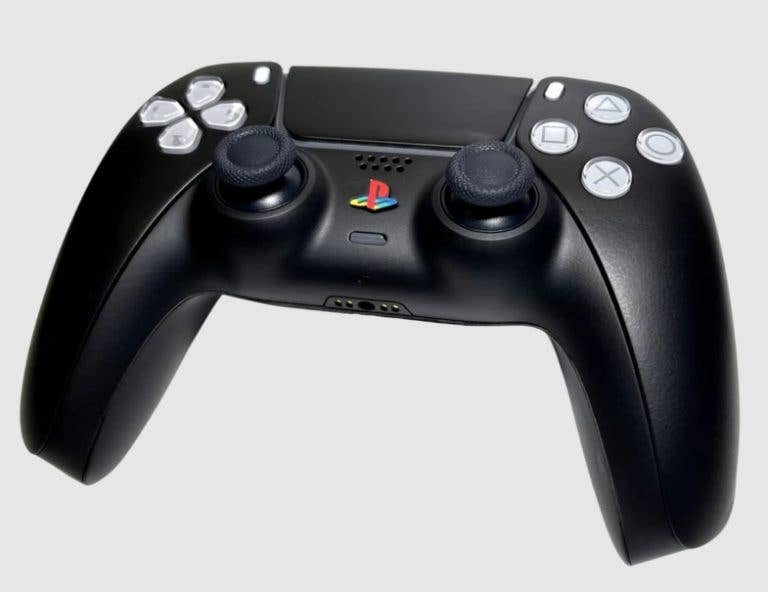 DualSense di PS5 nero non ufficiale in vendita per $125