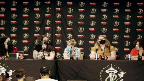 Watch Cait May, LL McKinney, Liana Kangas, Lauren Walsh talk about the evolution of queer stories for teens at Emerald City Comic Con 2022