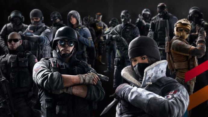 Niekoľko operátorov z Rainbow Six Siege dramaticky pozerá na fotoaparát