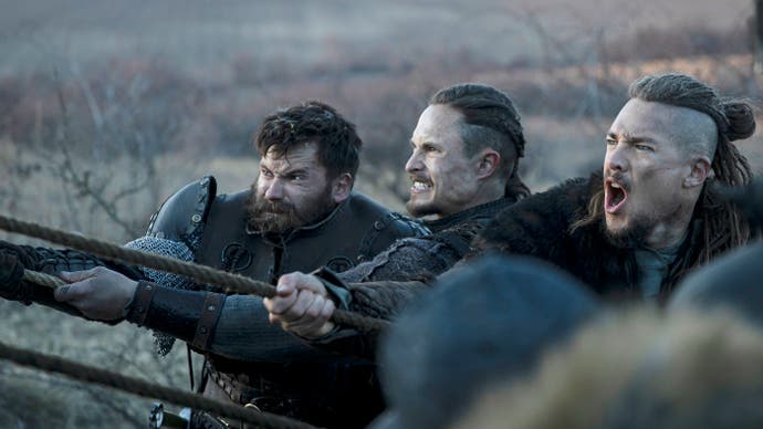 Siedmiu królów musi umrzeć - film, recenzja