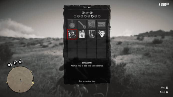 The Satchel menu screen in Red Dead Redemption 2 which a player is using to equip binoculars.