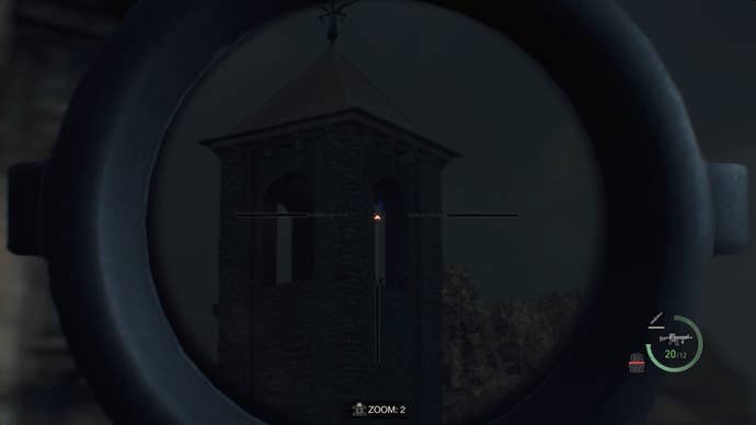 Zvětšený pohled na modrý medailon visící na vzdálené věži v Cliffside Ruins in Resident Evil 4