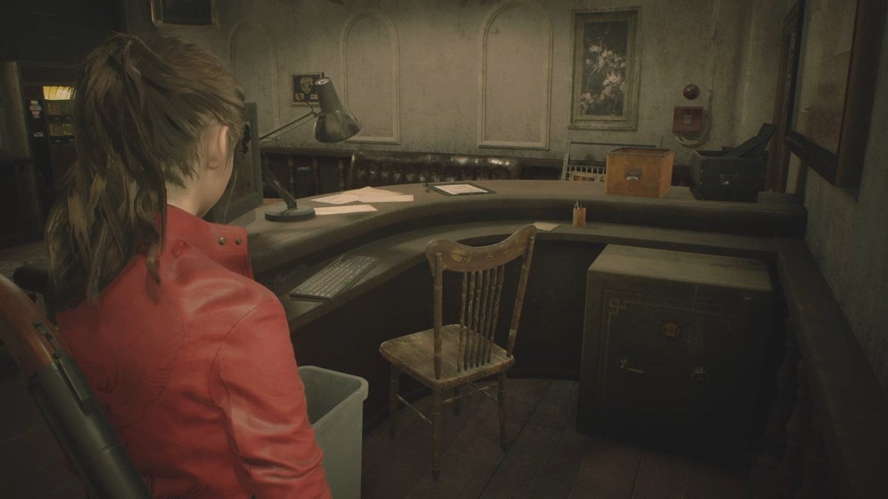 Resident Evil 2 Remake USBDongle für STARSBüroRüstkammer im Kunstraum finden (optional