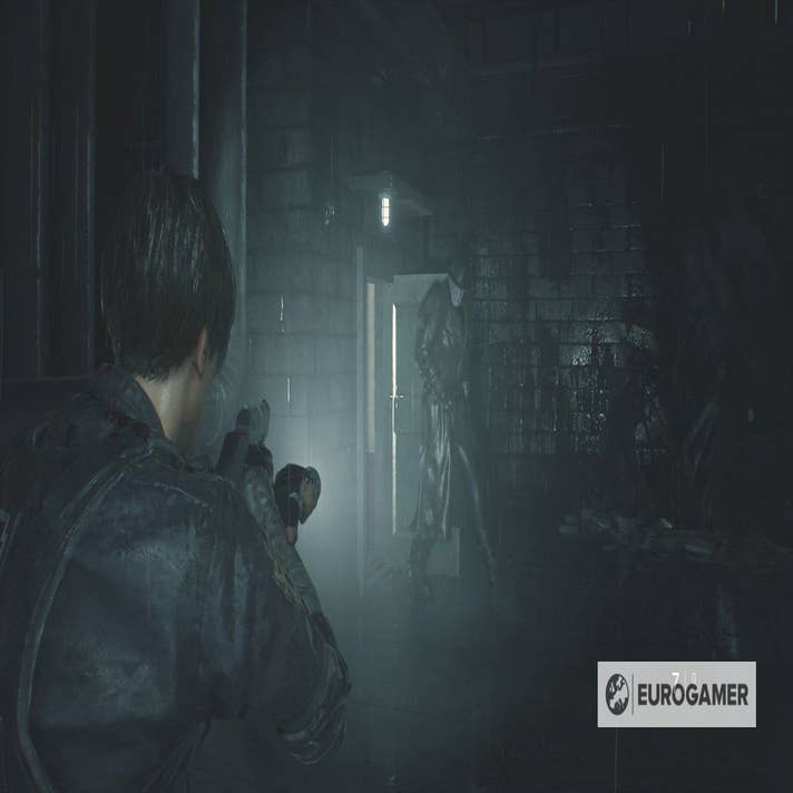How to Hide From Mr. X - Resident Evil 2 Remake