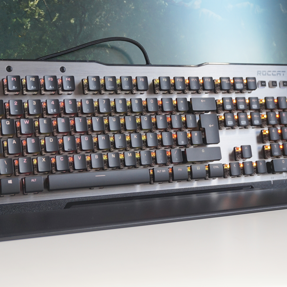 Roccat Vulcan 120 review: A superb mechanical gaming keyboard