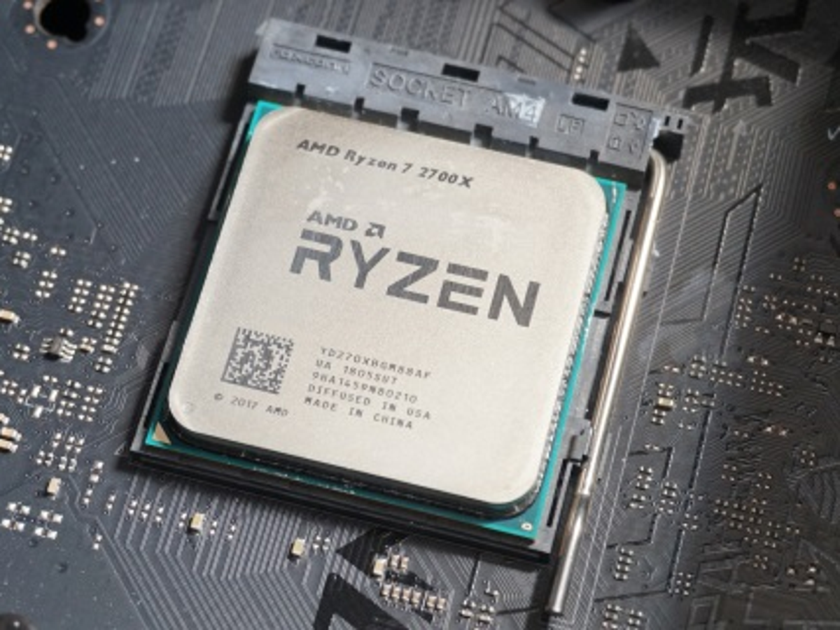 Райзен какой сокет. Процессор AMD Ryzen 7. Ryzen 7 2700. Процессор AMD Ryazan 7 2700 x. Райзен 2700x.