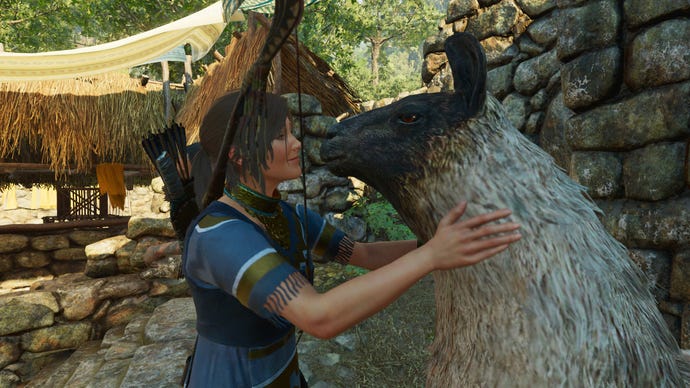 Lara Croft bereitet sich darauf vor, in Shadow Of The Tomb Raider ein Lama zu knutschen