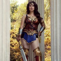 Jedimanda as Wonder Woman (Photography by Alexandra Lee Studios)