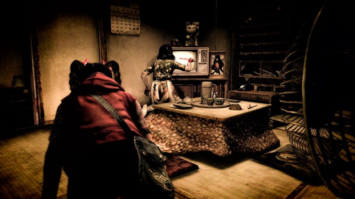 A girl slinks past a bloodied mother watching the TV in Siren: Blood Curse.