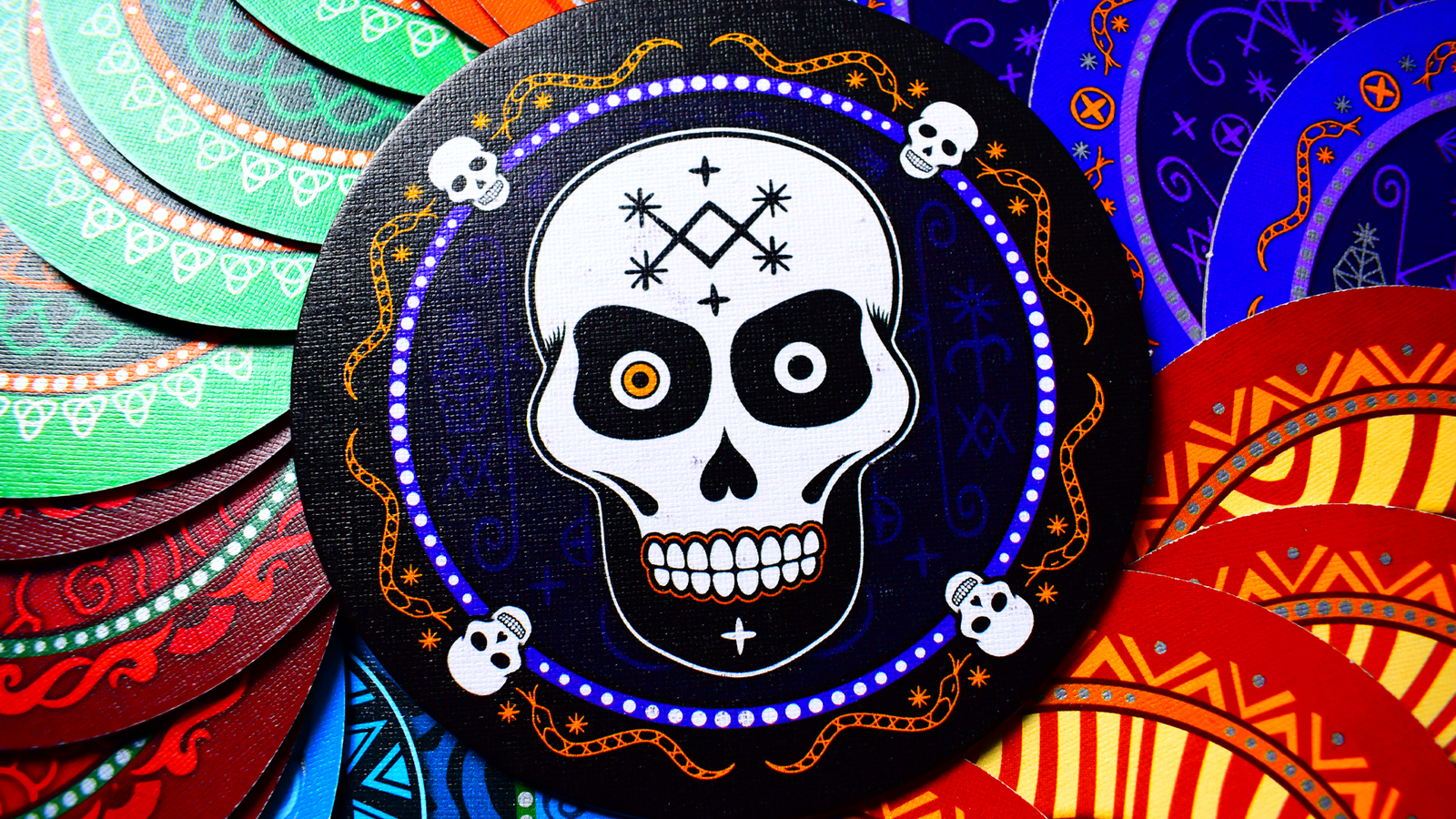 https://assetsio.reedpopcdn.com/skull-party-board-game-photo-1.JPG?width=1600&height=900&fit=crop&quality=100&format=png&enable=upscale&auto=webp