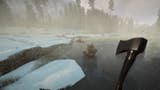 在《森林之子》中，一个变异的食人族敌人蹲在冰面上，看着玩家拿着斧头靠近。