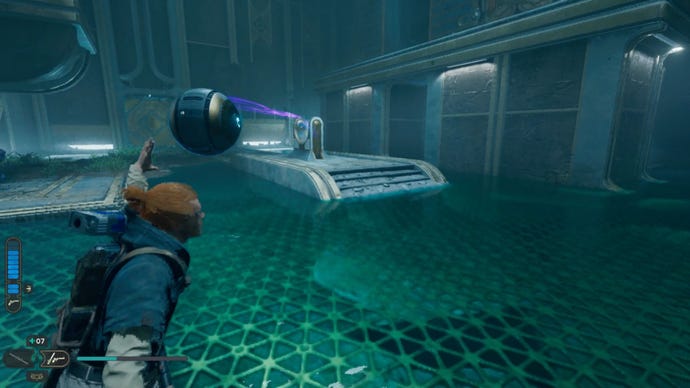 Cal Kestis coloca un orbe en el acoplador de orbes al frente de la sala en Star Wars Jedi: Survivor Chamber of Connection.