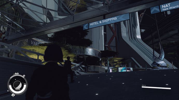 Starbield New Atlantis -Eingang, Spieler, der zu einem Hotel und einem Einkaufsschild aufsieht